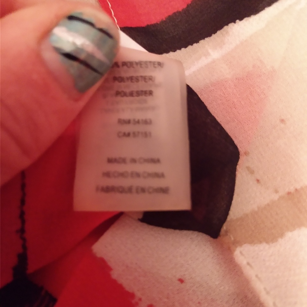 Large Calvin Klein scarf/wrap - Picture 2 of 4